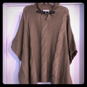 Liz Claiborne sweater/poncho